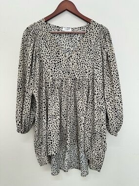 Umgee Beige and Black Dalmatian Print V-Neck Babydoll Tunic